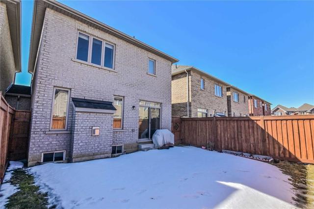 103 Relton Circ, House detached with 4 bedrooms, 3 bathrooms and 3 parking in Brampton ON | Image 32