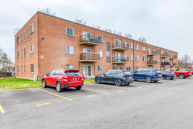 20 - 456 Carlton St, Condo with 2 bedrooms, 1 bathrooms and 1 parking in St. Catharines ON | Image 1
