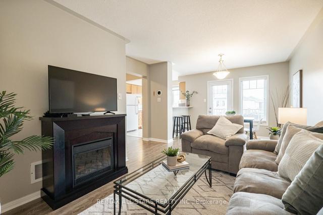 14 Cossey Lane, House attached with 2 bedrooms, 2 bathrooms and 3 parking in Whitchurch Stouffville ON | Image 6