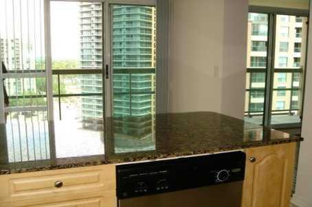 1910 - 503 Beecroft Rd, Condo with 2 bedrooms, 2 bathrooms and 1 parking in Toronto ON | Image 9