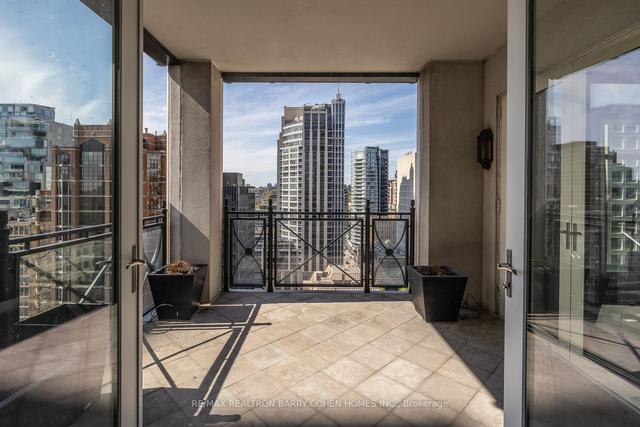 17b - 1 St Thomas St, Condo with 3 bedrooms, 3 bathrooms and 2 parking in Toronto ON | Image 8