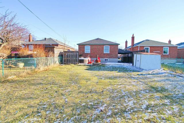 148 Tower Dr, House detached with 3 bedrooms, 2 bathrooms and 6 parking in Toronto ON | Image 22