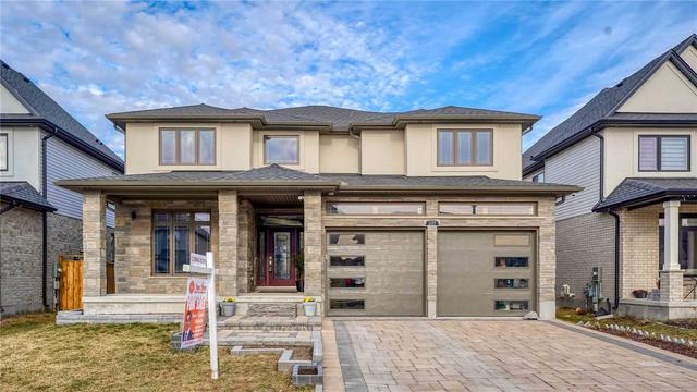 1089 Eagletrace Dr, House detached with 4 bedrooms, 2 bathrooms and 4 parking in London ON | Image 1