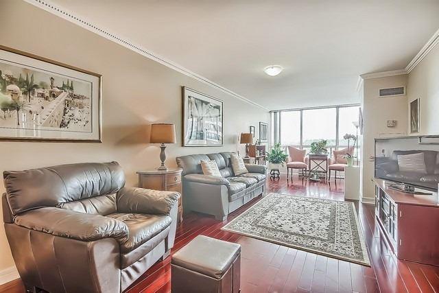 702 - 22 Clarissa Dr, Condo with 2 bedrooms, 2 bathrooms and 1 parking in Richmond Hill ON | Image 8