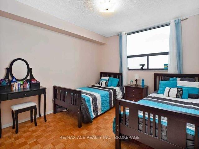 811 - 301 Prudential Dr, Condo with 3 bedrooms, 2 bathrooms and 1 parking in Toronto ON | Image 8