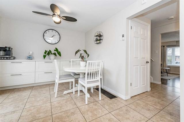 42 Upton Cres, House detached with 3 bedrooms, 2 bathrooms and 3 parking in Guelph ON | Image 37