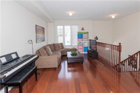 17 Collip Pl, House attached with 3 bedrooms, 3 bathrooms and 1 parking in Toronto ON | Image 3