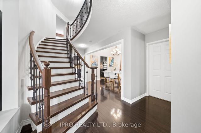5480 Heatherleigh Ave, House detached with 4 bedrooms, 4 bathrooms and 6 parking in Mississauga ON | Image 39