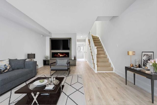 th50 - 208 Niagara St, Townhouse with 3 bedrooms, 2 bathrooms and 1 parking in Toronto ON | Image 16