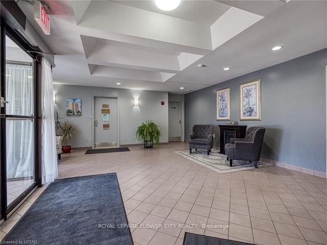707 - 860 Commissioners Rd, Condo with 2 bedrooms, 1 bathrooms and 1 parking in London ON | Image 11