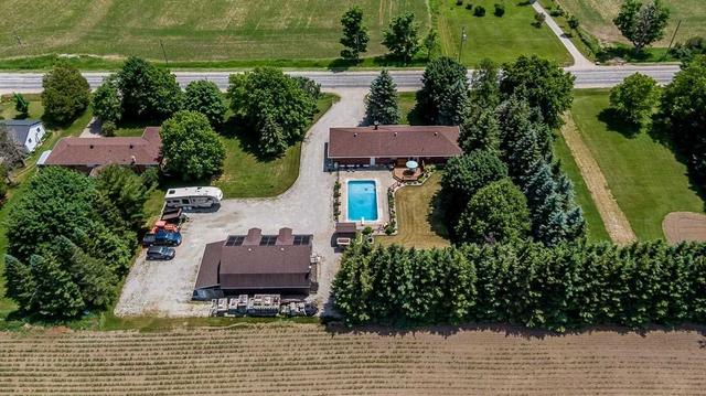 2480 10th Line, House detached with 3 bedrooms, 2 bathrooms and 9 parking in Innisfil ON | Image 35