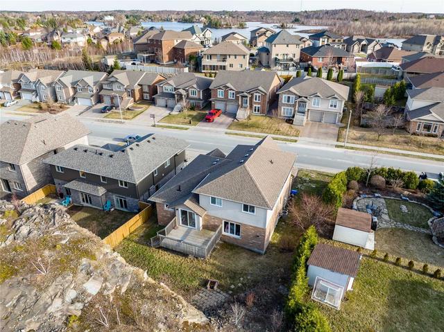 792 Moonrock Ave, House detached with 3 bedrooms, 3 bathrooms and 6 parking in Greater Sudbury ON | Image 25