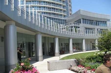 3502 - 8 York St, Condo with 2 bedrooms, 2 bathrooms and 1 parking in Toronto ON | Image 2