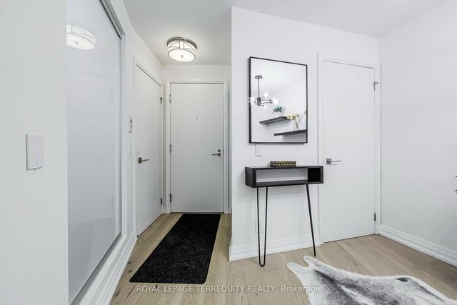 307 - 3 Mcalpine St, Condo with 1 bedrooms, 2 bathrooms and 1 parking in Toronto ON | Image 12
