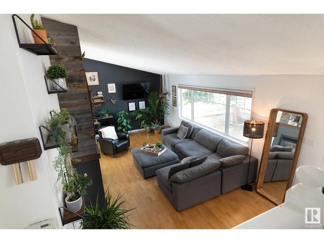 14527 87 Av Nw, House detached with 4 bedrooms, 2 bathrooms and null parking in Edmonton AB | Image 2
