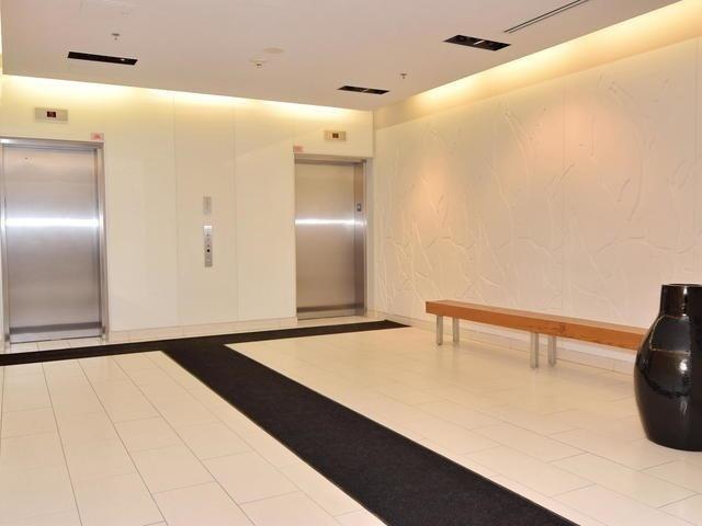 1003 - 127 Queen St E, Condo with 1 bedrooms, 1 bathrooms and 1 parking in Toronto ON | Image 3