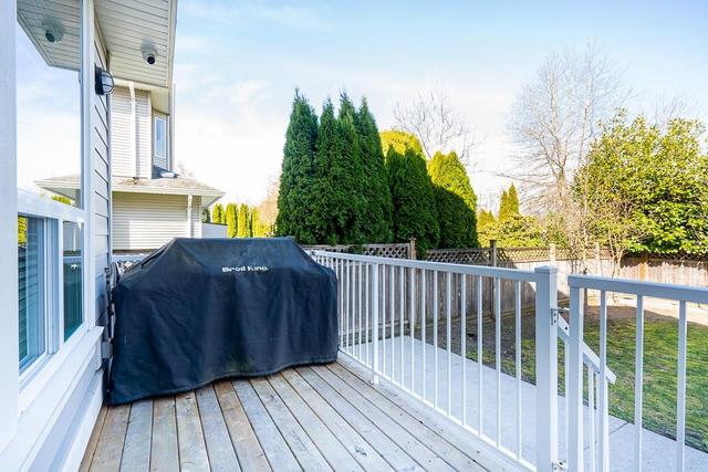20827 52a Avenue, House detached with 5 bedrooms, 5 bathrooms and 6 parking in Langley BC | Image 37