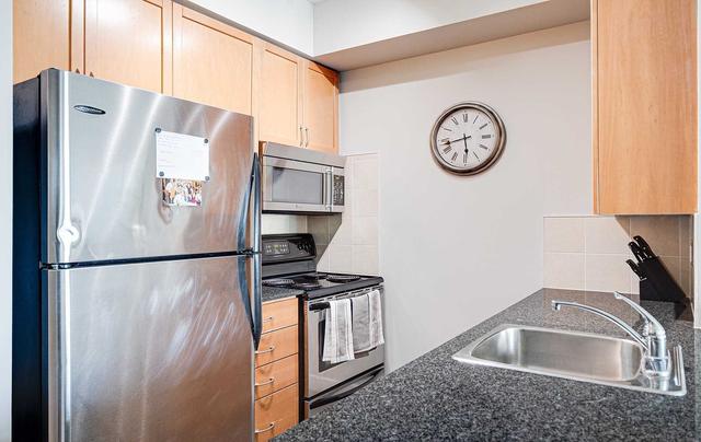ph 201 - 35 Bales Ave, Condo with 1 bedrooms, 1 bathrooms and 1 parking in Toronto ON | Image 3