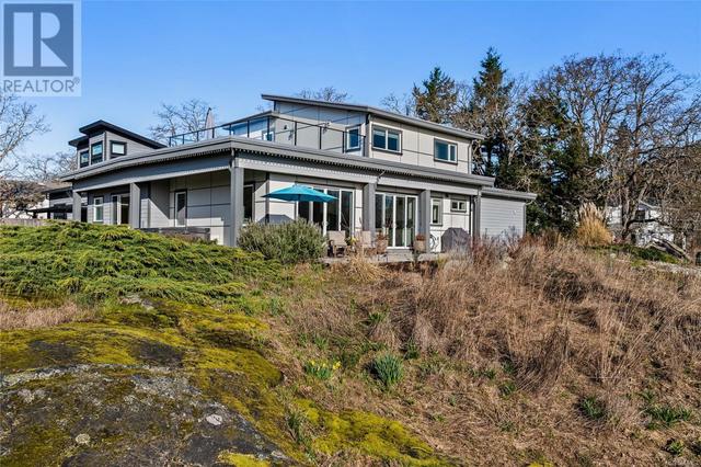 1297 Oakmount Rd, House detached with 3 bedrooms, 4 bathrooms and 4 parking in Saanich BC | Image 56