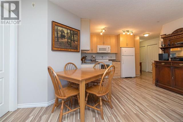 307 - 3133 Tillicum Rd, Condo with 2 bedrooms, 1 bathrooms and null parking in Saanich BC | Image 11