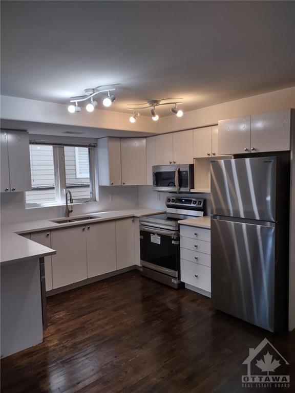 a - 308 Presland Road, Condo with 3 bedrooms, 2 bathrooms and null parking in Ottawa ON | Image 4