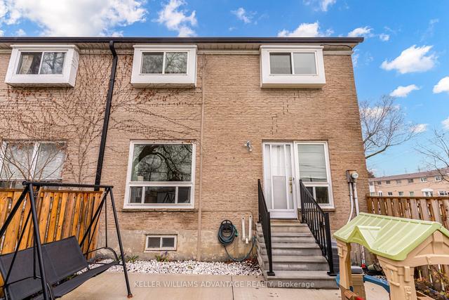 1 - 2 Liszt Gate, Townhouse with 3 bedrooms, 2 bathrooms and 2 parking in Toronto ON | Image 27