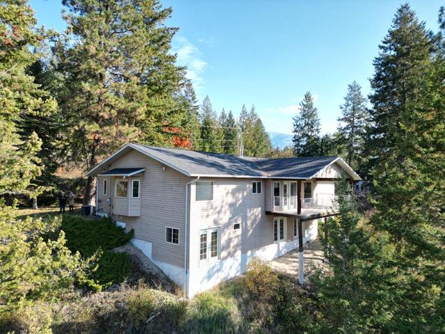 1205 Fox Tree Road, House detached with 4 bedrooms, 3 bathrooms and null parking in Central Kootenay B BC | Image 46