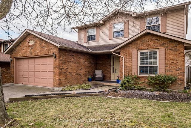 29 Bridlewood Dr, House detached with 3 bedrooms, 5 bathrooms and 4 parking in Hamilton ON | Image 30