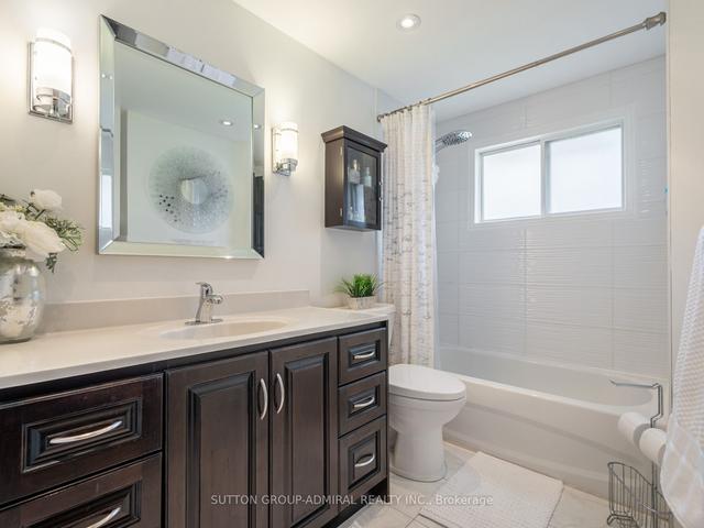 52a Cedar Brae Blvd, House detached with 4 bedrooms, 2 bathrooms and 5.5 parking in Toronto ON | Image 11