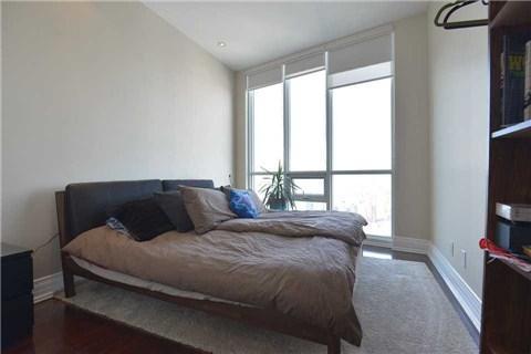 5001 - 33 Bay St, Condo with 2 bedrooms, 2 bathrooms and 1 parking in Toronto ON | Image 8