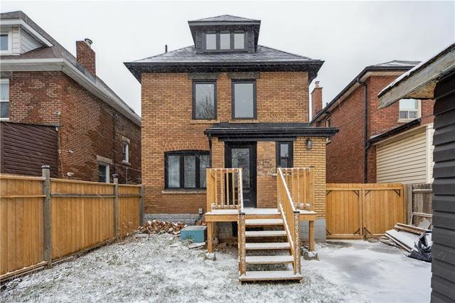 87 Kensington Avenue N, House detached with 5 bedrooms, 1 bathrooms and 4 parking in Hamilton ON | Image 20