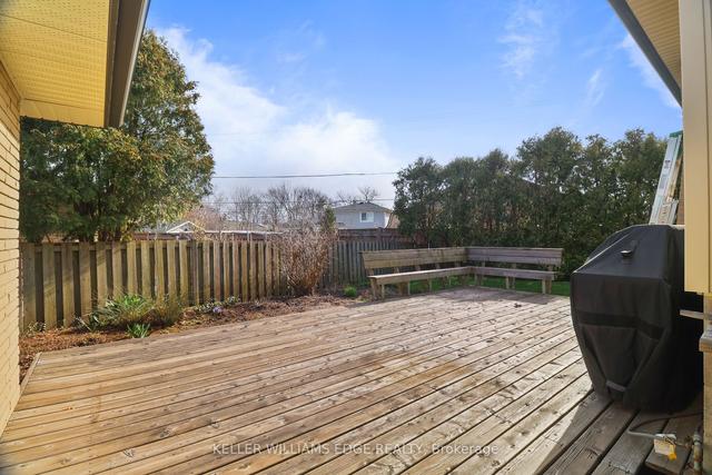 540 Richardson Crt, House detached with 3 bedrooms, 2 bathrooms and 3 parking in Burlington ON | Image 22