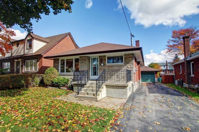 123 Central Park Blvd S, House detached with 3 bedrooms, 2 bathrooms and 5 parking in Oshawa ON | Image 1
