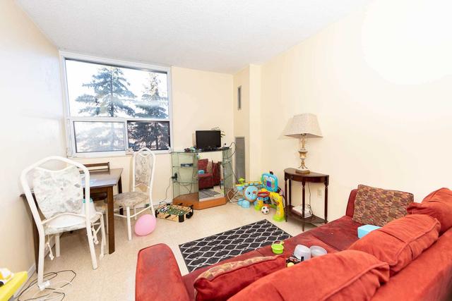 209 - 4064 Lawrence Ave, Condo with 4 bedrooms, 3 bathrooms and 2 parking in Toronto ON | Image 9