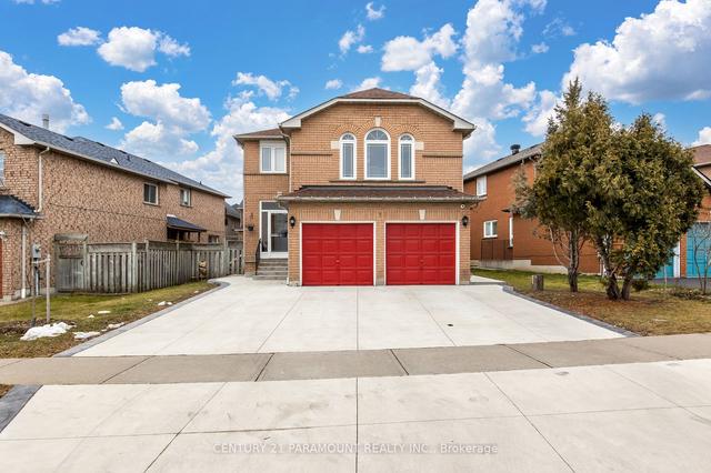 7 Upper Humber Dr, House detached with 4 bedrooms, 5 bathrooms and 6 parking in Toronto ON | Image 1