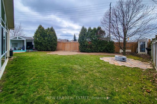 20 Pentland Rd S, House detached with 3 bedrooms, 4 bathrooms and 4 parking in Hamilton ON | Image 37