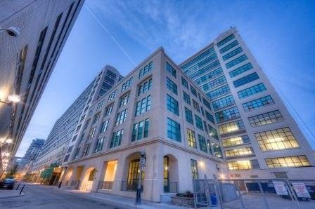 835 - 155 Dalhousie St, Condo with 1 bedrooms, 1 bathrooms and null parking in Toronto ON | Image 2