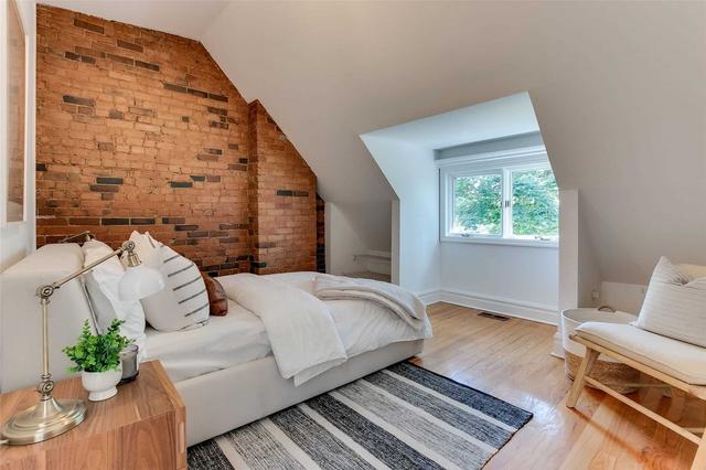 6 Prospect St, House attached with 4 bedrooms, 3 bathrooms and 1 parking in Toronto ON | Image 17