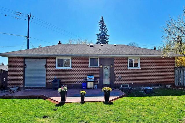 406 Rossland Rd W, House detached with 4 bedrooms, 4 bathrooms and 4 parking in Oshawa ON | Image 26