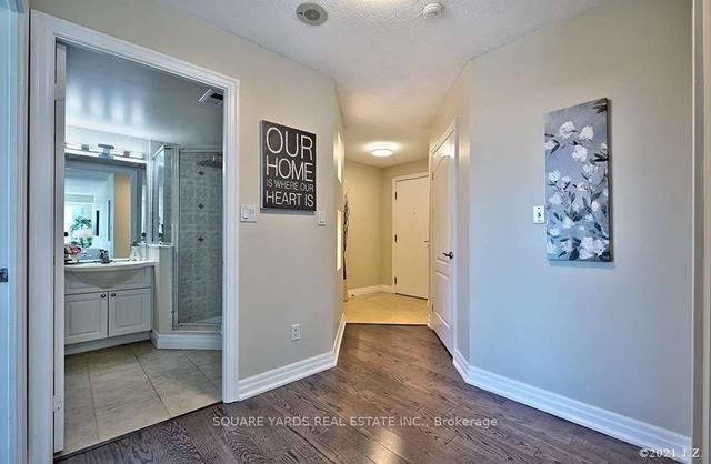 1515 - 188 Doris Ave, Condo with 2 bedrooms, 2 bathrooms and 1 parking in Toronto ON | Image 28