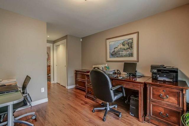 unit 2 - 580 Tedwyn Dr, House semidetached with 2 bedrooms, 1 bathrooms and 2 parking in Mississauga ON | Image 4