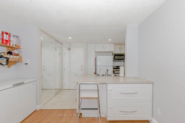 303 - 30 Bridge St, Condo with 2 bedrooms, 1 bathrooms and 1 parking in Kitchener ON | Image 22