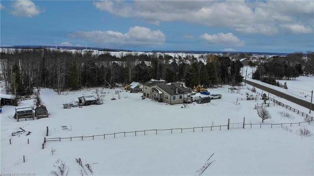 240 Little Pike Bay, House detached with 3 bedrooms, 2 bathrooms and 5 parking in Northern Bruce Peninsula ON | Image 34
