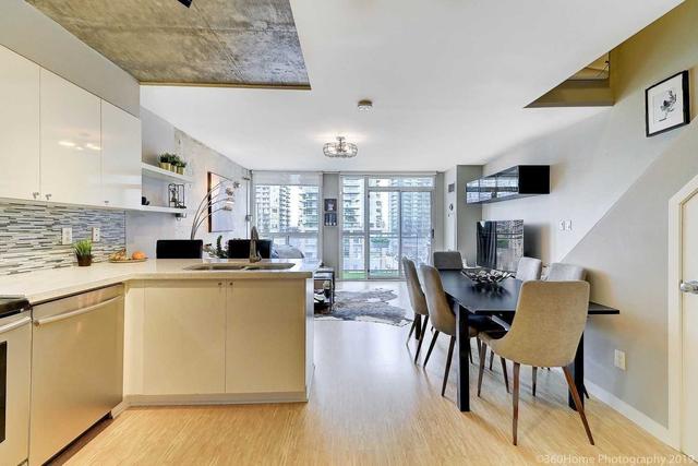 806 - 1029 King St, Condo with 2 bedrooms, 2 bathrooms and 1 parking in Toronto ON | Image 25