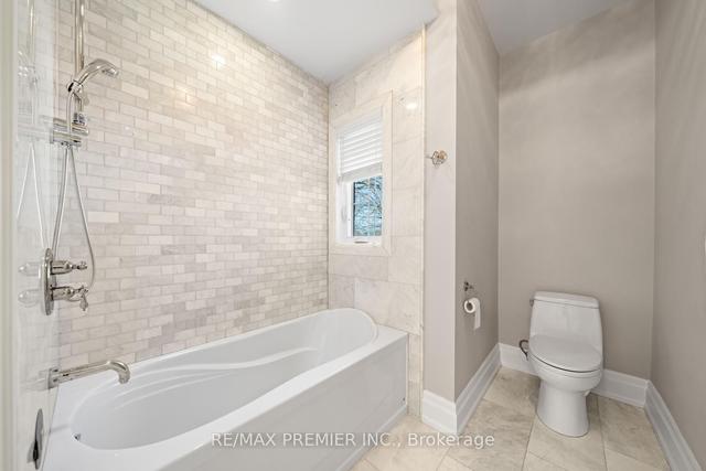 142 Upper Canada Dr, House detached with 4 bedrooms, 6 bathrooms and 10 parking in Toronto ON | Image 19