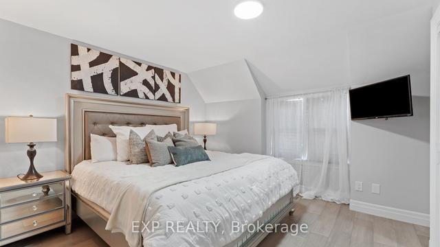 30 Greendale Ave, House detached with 3 bedrooms, 4 bathrooms and 6 parking in Toronto ON | Image 11