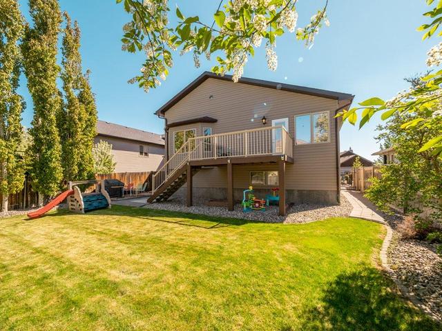 10 Canyoncrest Court W, House detached with 4 bedrooms, 3 bathrooms and 4 parking in Lethbridge AB | Image 45