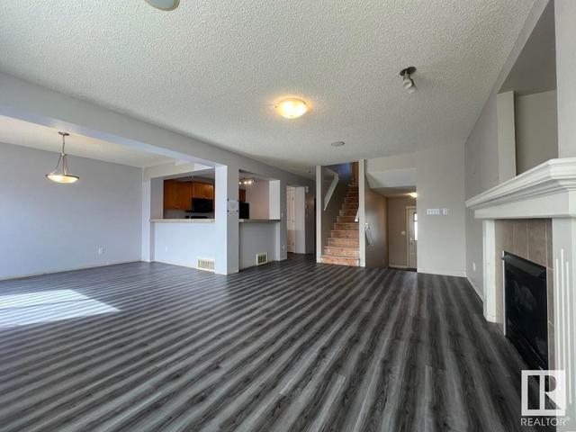 7613 11 Av Sw, House detached with 4 bedrooms, 2 bathrooms and null parking in Edmonton AB | Image 6