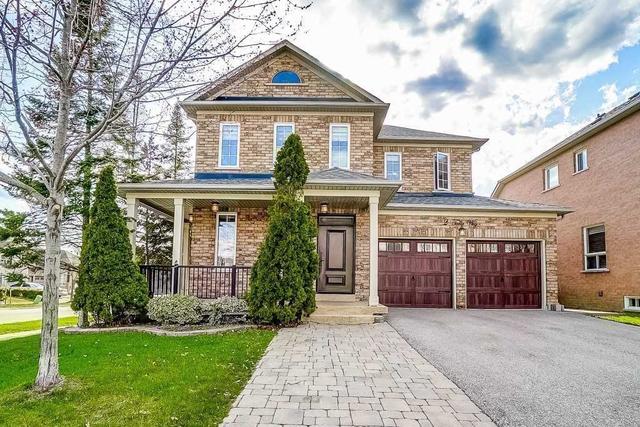 2 Tavio Way, House detached with 3 bedrooms, 4 bathrooms and 6 parking in Vaughan ON | Card Image