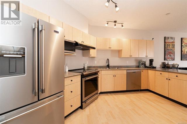308 - 893 Hockley Ave, Condo with 2 bedrooms, 2 bathrooms and 1 parking in Langford BC | Image 4